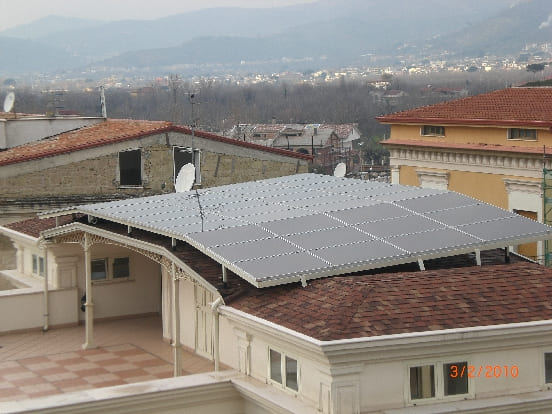 foto laterale impianto fotovoltaico 2010