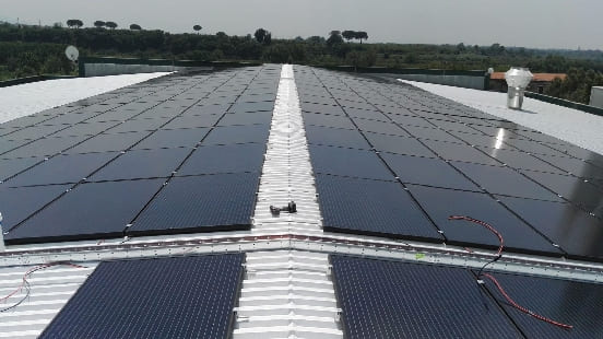 lavoro in fase avanzata fotovoltaico da 144kWp su opificio