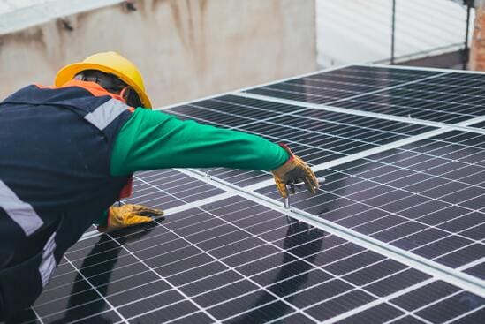 Obbligo fotovoltaico capannoni industriali cosa bisogna sapere