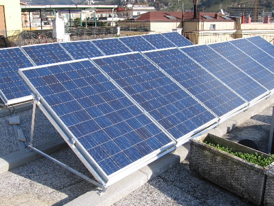 prima fila pannelli impianto fotovoltaico 2007